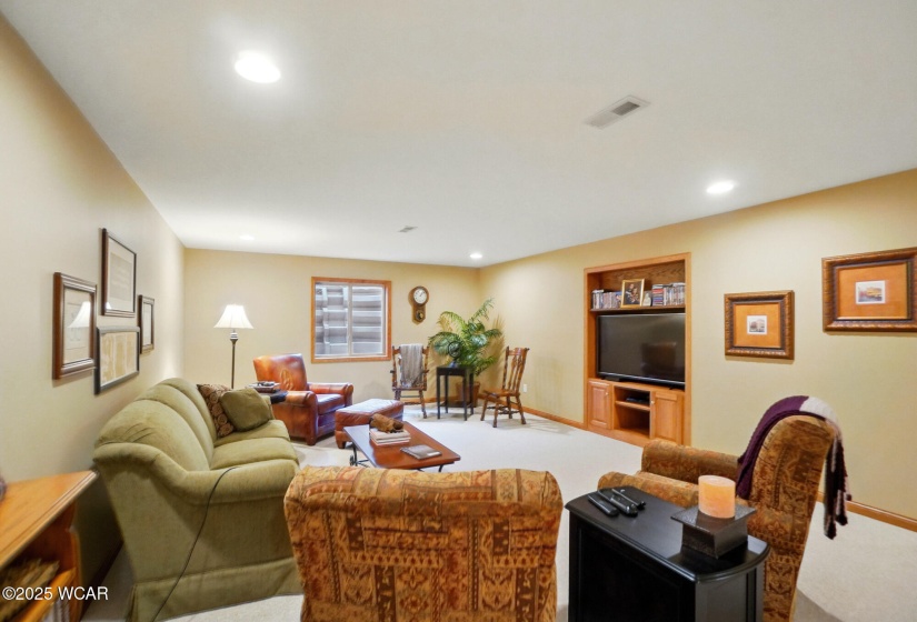 4042 Bur Oak Trail, Lima, Ohio, 3 Bedrooms Bedrooms, ,3 BathroomsBathrooms,Residential,For Sale,Bur Oak,307204