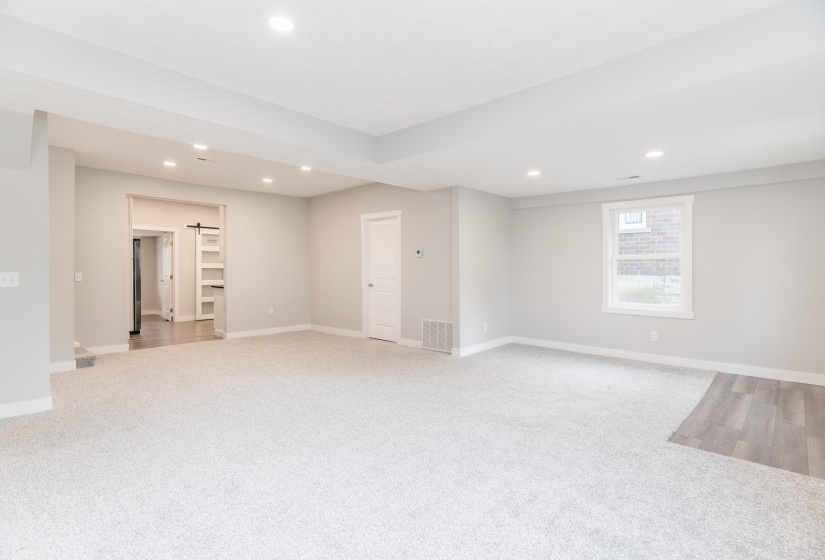 404 N MAIN ST, JACKSON CENTER-6