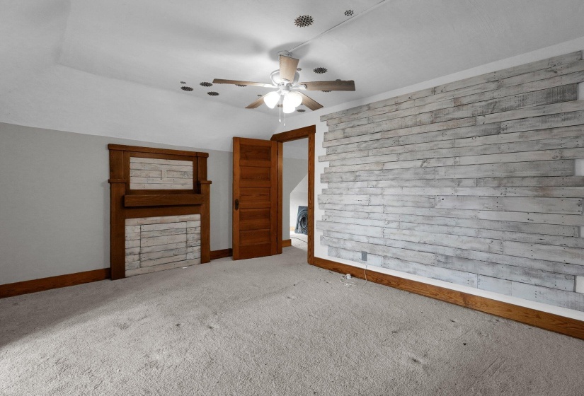 21-web-or-mls-125-w-mound-st