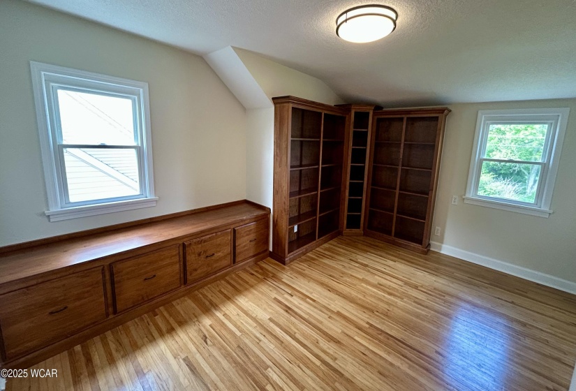 706 Pears Avenue, Lima, Ohio, 4 Bedrooms Bedrooms, ,2 BathroomsBathrooms,Residential,For Sale,Pears,307238