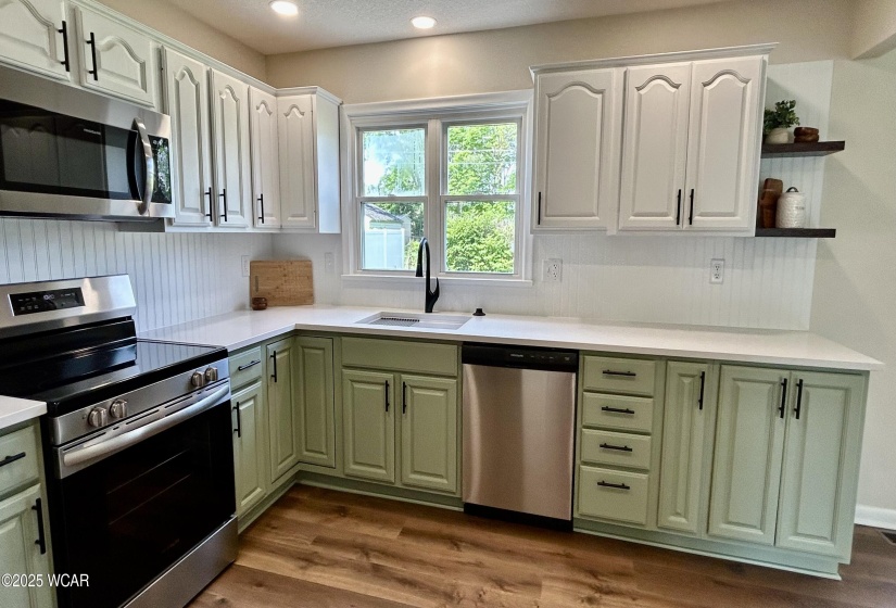 706 Pears Avenue, Lima, Ohio, 4 Bedrooms Bedrooms, ,2 BathroomsBathrooms,Residential,For Sale,Pears,307238