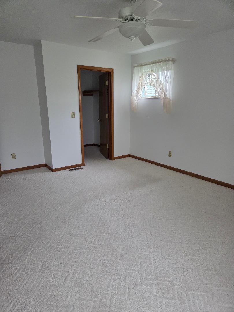 1270 WARBLER RIDGE, Springfield, Ohio 45503