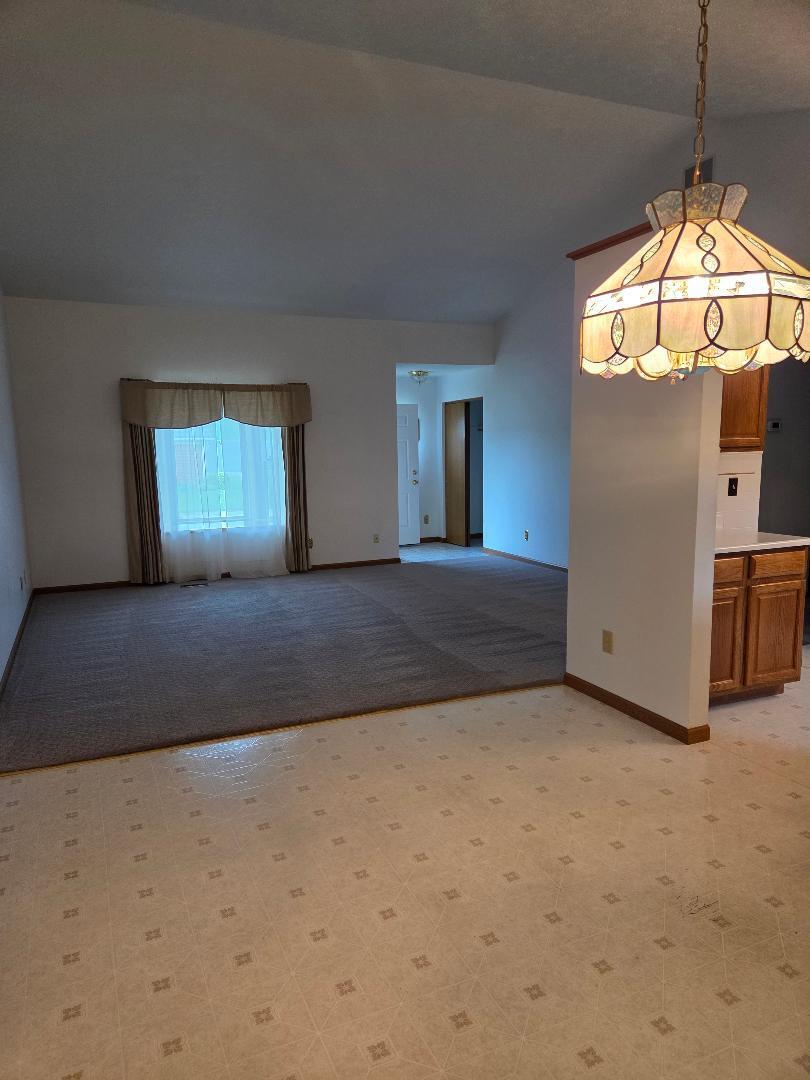 1270 WARBLER RIDGE, Springfield, Ohio 45503