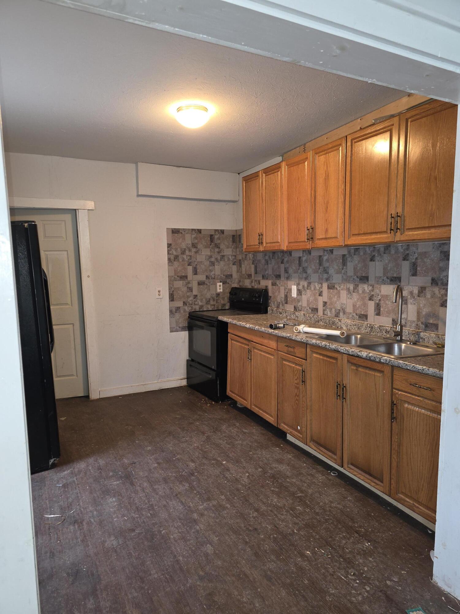 1102-1104 Pine Street, Springfield, Ohio 45505