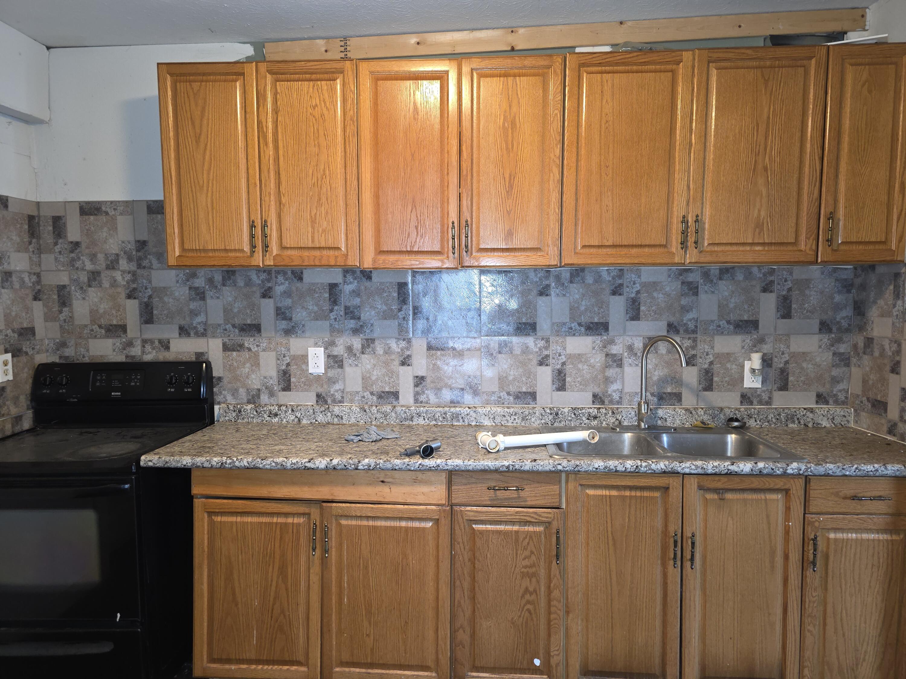 1102-1104 Pine Street, Springfield, Ohio 45505