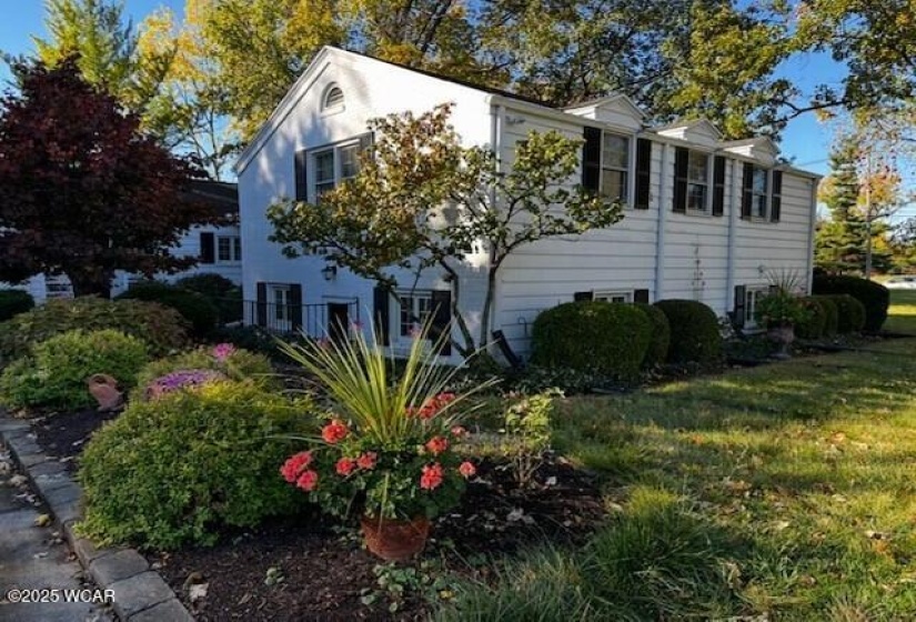 2297 June Drive, Lima, Ohio, 3 Bedrooms Bedrooms, ,2 BathroomsBathrooms,Residential,For Sale,June,307240