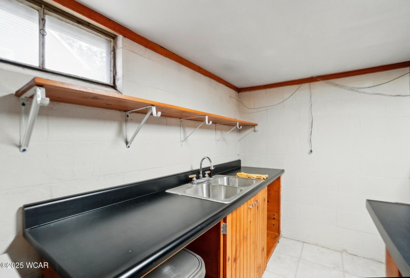 2412 Spring Street, Lima, Ohio, 3 Bedrooms Bedrooms, ,1 BathroomBathrooms,Residential,For Sale,Spring,307045
