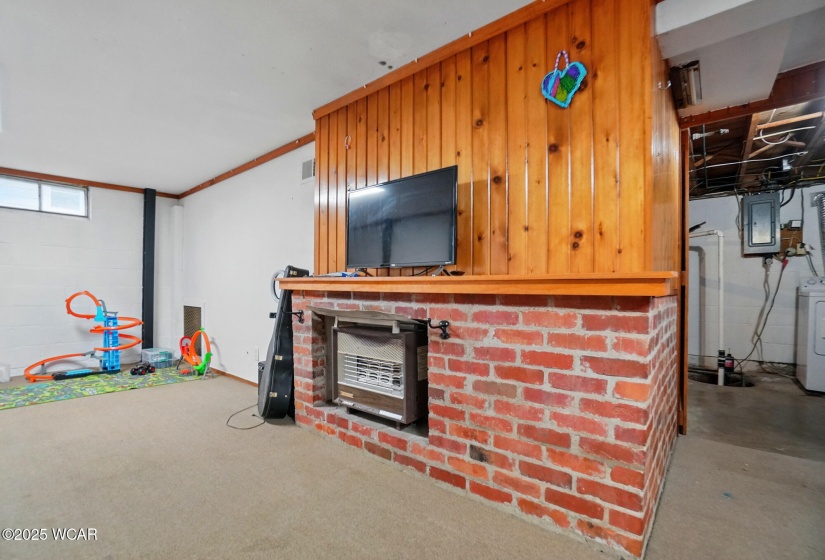 2412 Spring Street, Lima, Ohio, 3 Bedrooms Bedrooms, ,1 BathroomBathrooms,Residential,For Sale,Spring,307045