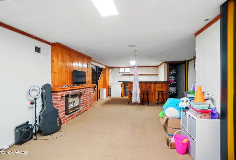 2412 Spring Street, Lima, Ohio, 3 Bedrooms Bedrooms, ,1 BathroomBathrooms,Residential,For Sale,Spring,307045