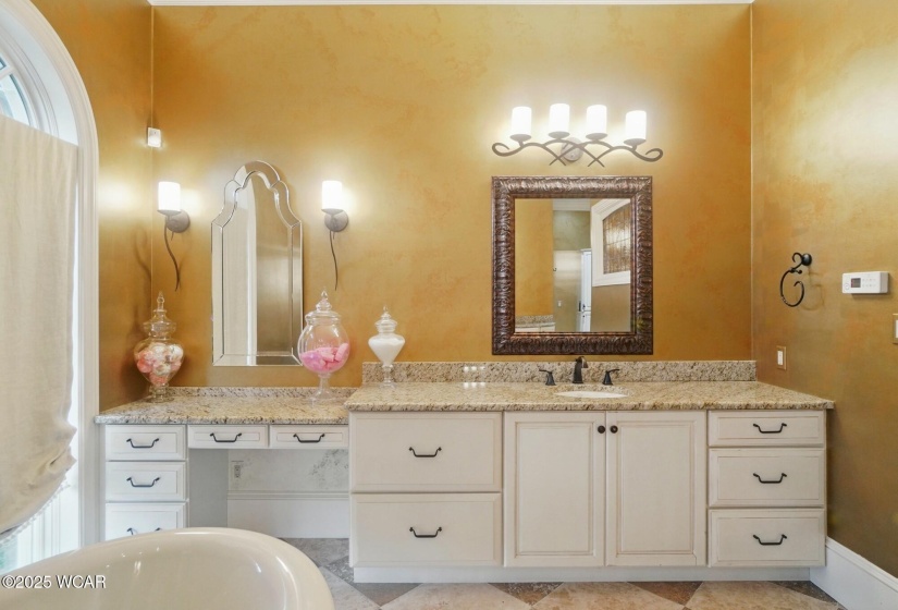 2830 Oak Hill Court, Lima, Ohio, 3 Bedrooms Bedrooms, ,3 BathroomsBathrooms,Residential,For Sale,Oak Hill,307254