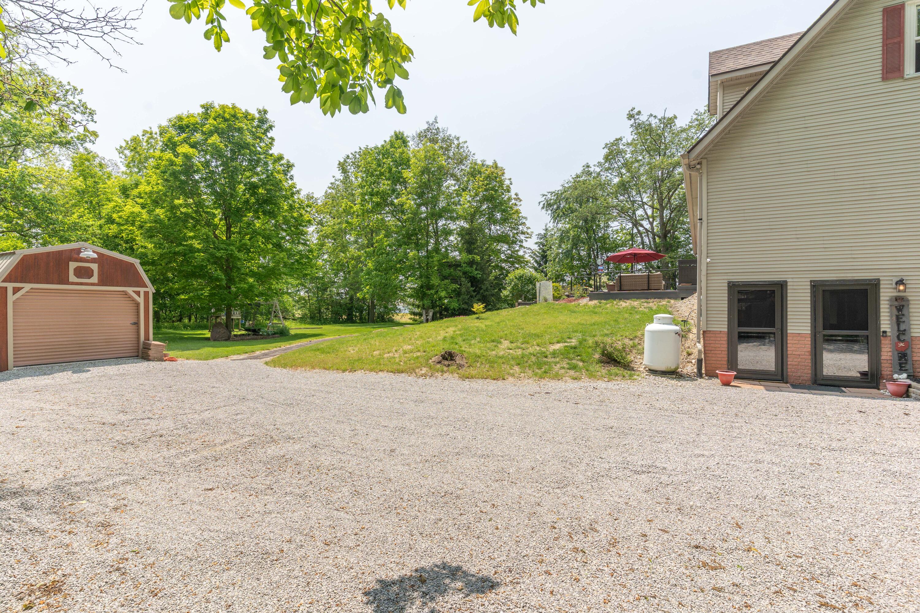 10810 Wenger Road, Anna, Ohio 45302