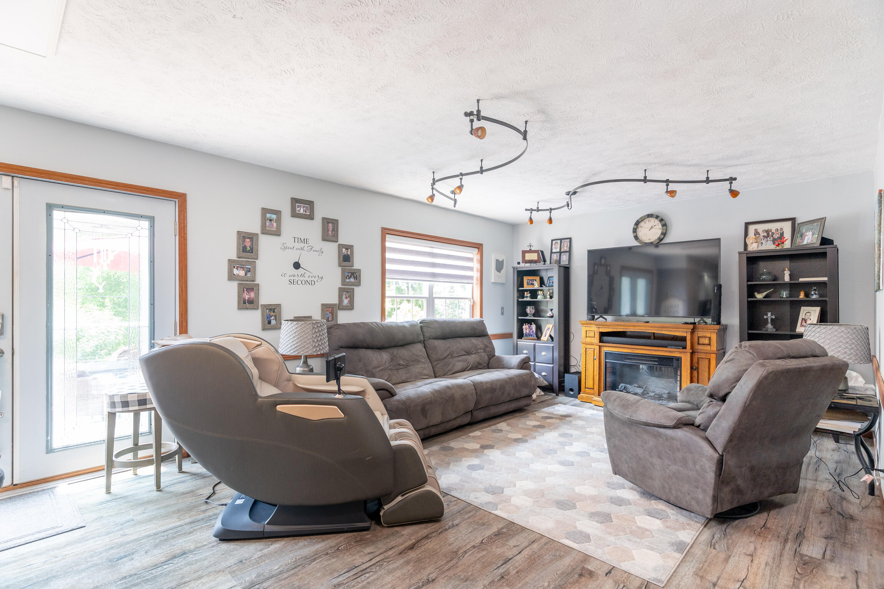10810 Wenger Road, Anna, Ohio 45302