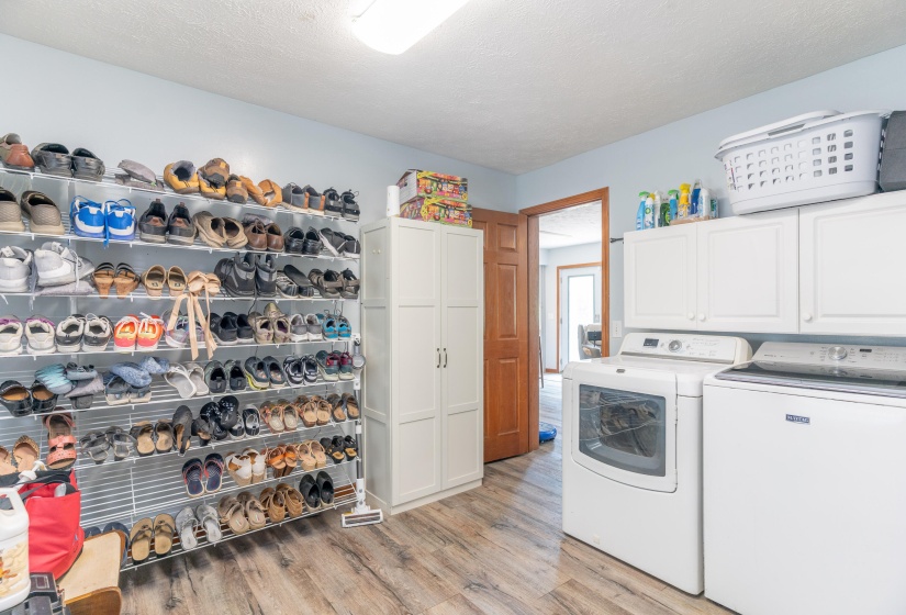 10810 Wenger, Anna-20