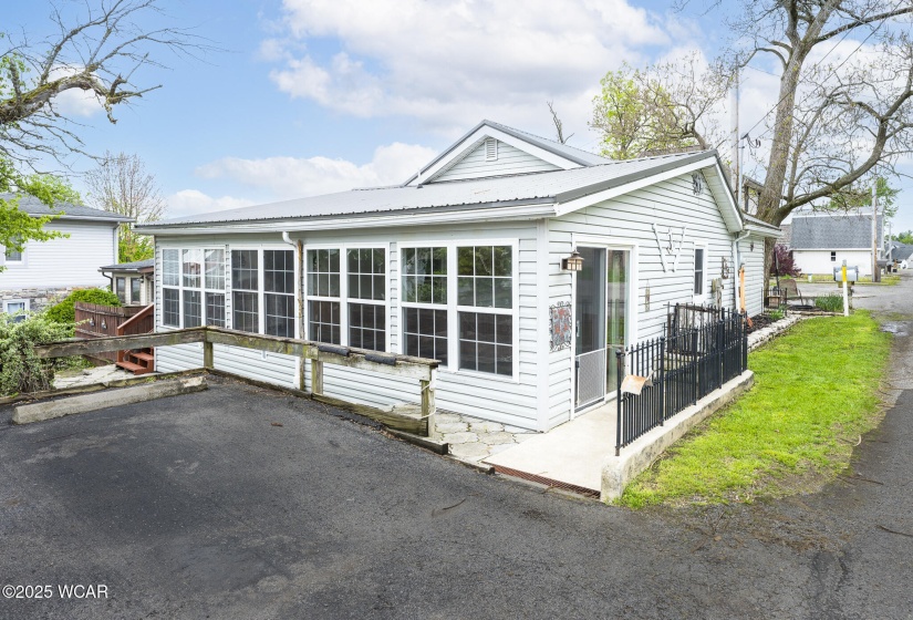 14221 Lakewood Avenue, Lakeview, Ohio, 2 Bedrooms Bedrooms, ,1 BathroomBathrooms,Residential,For Sale,Lakewood,307262