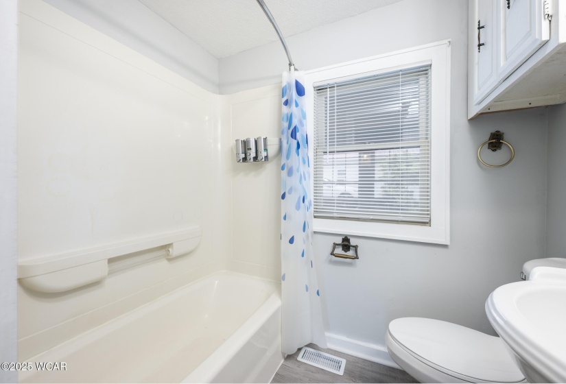 14221 Lakewood Avenue, Lakeview, Ohio, 2 Bedrooms Bedrooms, ,1 BathroomBathrooms,Residential,For Sale,Lakewood,307262