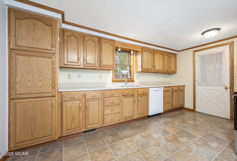 14221 Lakewood Avenue, Lakeview, Ohio, 2 Bedrooms Bedrooms, ,1 BathroomBathrooms,Residential,For Sale,Lakewood,307262