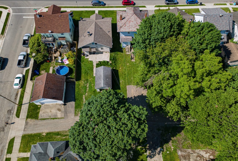 361 E McCreight-23