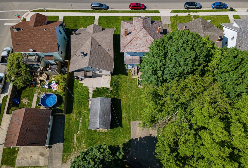 361 E McCreight-24