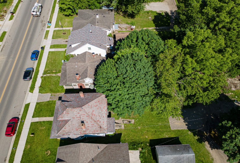 361 E McCreight-25
