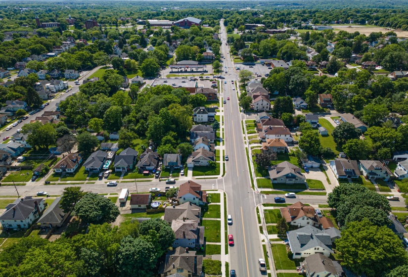 361 E McCreight-22
