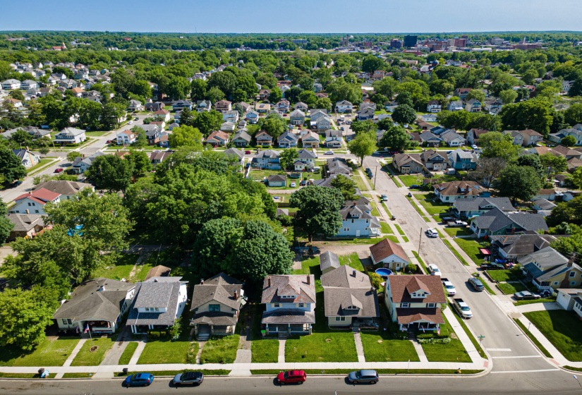 361 E McCreight-26