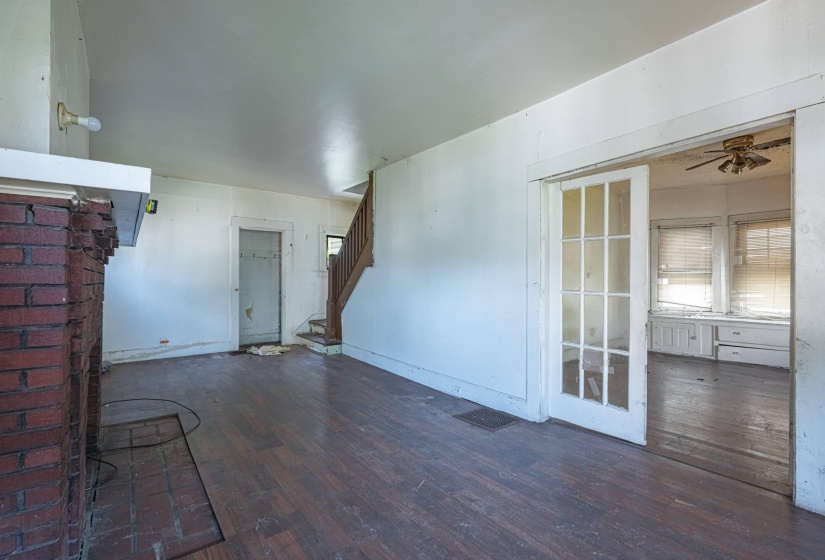 361 E McCreight-6