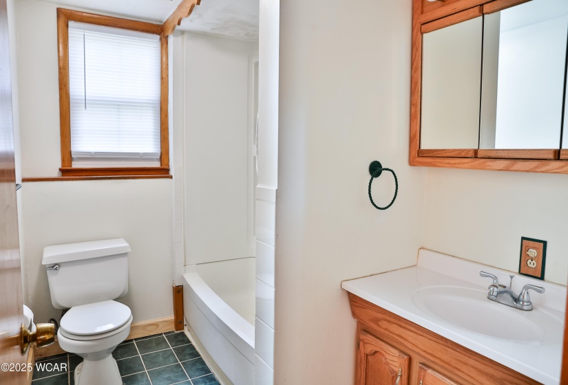 4940 Stewart Rd Road, Lima, Ohio, 4 Bedrooms Bedrooms, ,2 BathroomsBathrooms,Residential,For Sale,Stewart Rd,307263