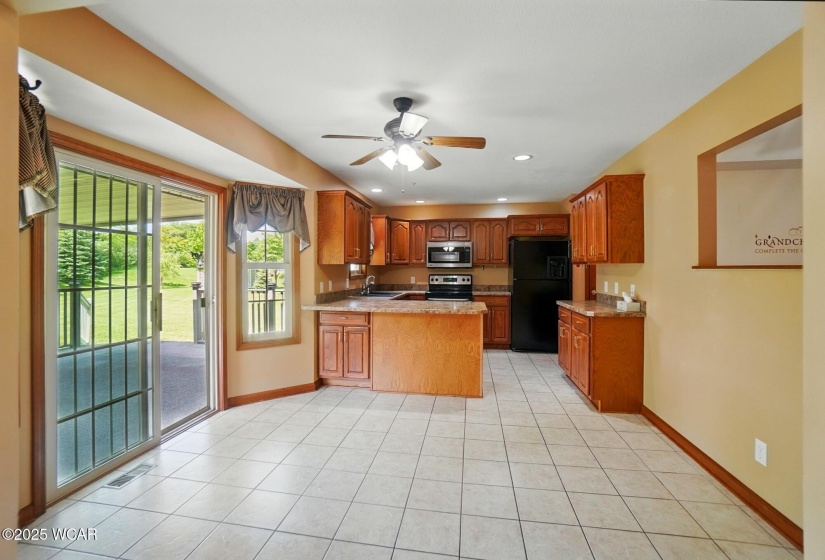 411 Ethan Circle, Bluffton, Ohio, 3 Bedrooms Bedrooms, ,2 BathroomsBathrooms,Residential,For Sale,Ethan,307264