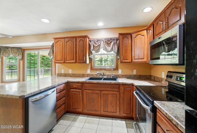 411 Ethan Circle, Bluffton, Ohio, 3 Bedrooms Bedrooms, ,2 BathroomsBathrooms,Residential,For Sale,Ethan,307264