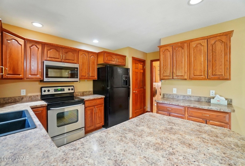 411 Ethan Circle, Bluffton, Ohio, 3 Bedrooms Bedrooms, ,2 BathroomsBathrooms,Residential,For Sale,Ethan,307264