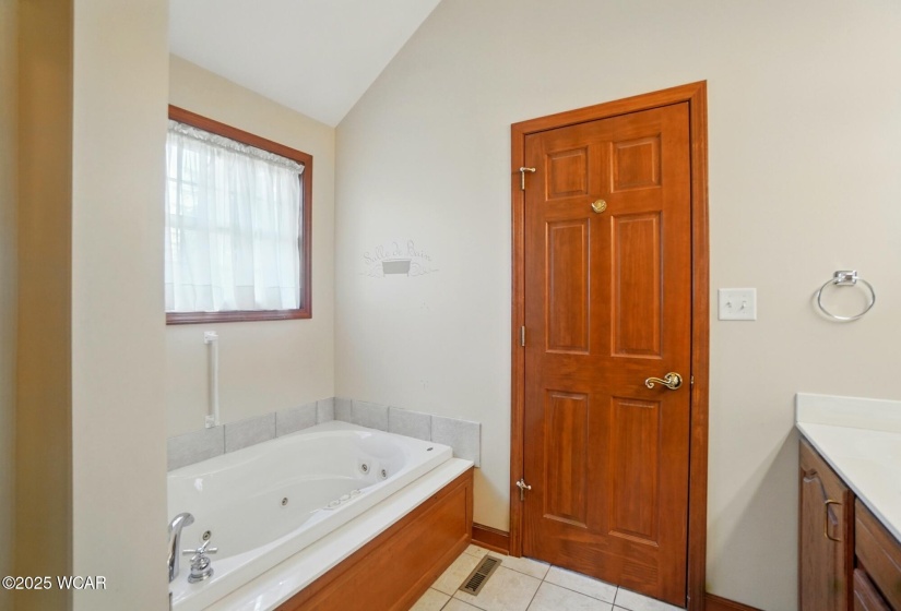 411 Ethan Circle, Bluffton, Ohio, 3 Bedrooms Bedrooms, ,2 BathroomsBathrooms,Residential,For Sale,Ethan,307264