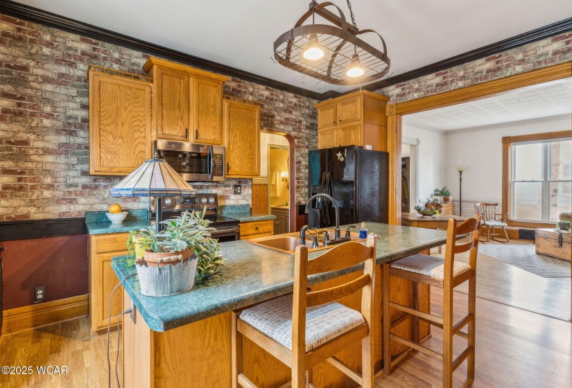827 Main Street, Fostoria, Ohio, 3 Bedrooms Bedrooms, ,2 BathroomsBathrooms,Residential,For Sale,Main,306424
