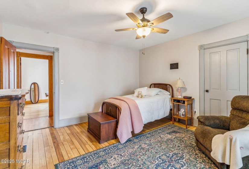 827 Main Street, Fostoria, Ohio, 3 Bedrooms Bedrooms, ,2 BathroomsBathrooms,Residential,For Sale,Main,306424