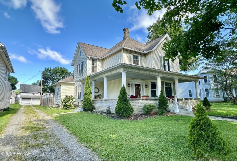 827 Main Street, Fostoria, Ohio, 3 Bedrooms Bedrooms, ,2 BathroomsBathrooms,Residential,For Sale,Main,306424