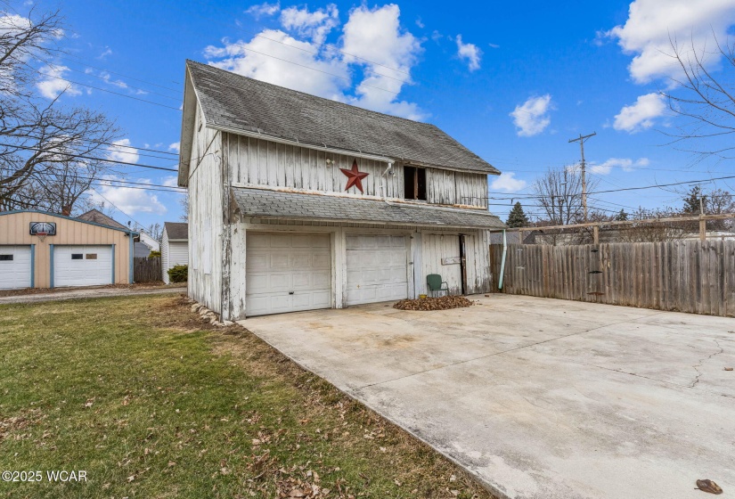 827 Main Street, Fostoria, Ohio, 3 Bedrooms Bedrooms, ,2 BathroomsBathrooms,Residential,For Sale,Main,306424