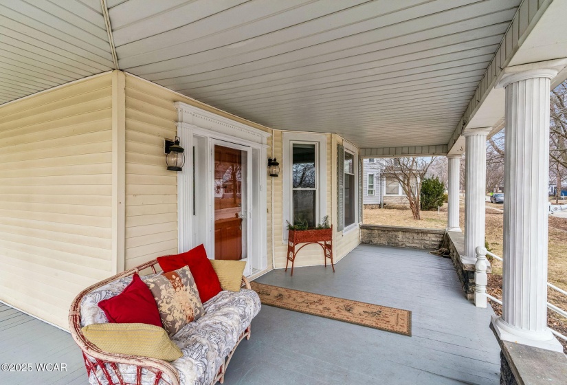 827 Main Street, Fostoria, Ohio, 3 Bedrooms Bedrooms, ,2 BathroomsBathrooms,Residential,For Sale,Main,306424