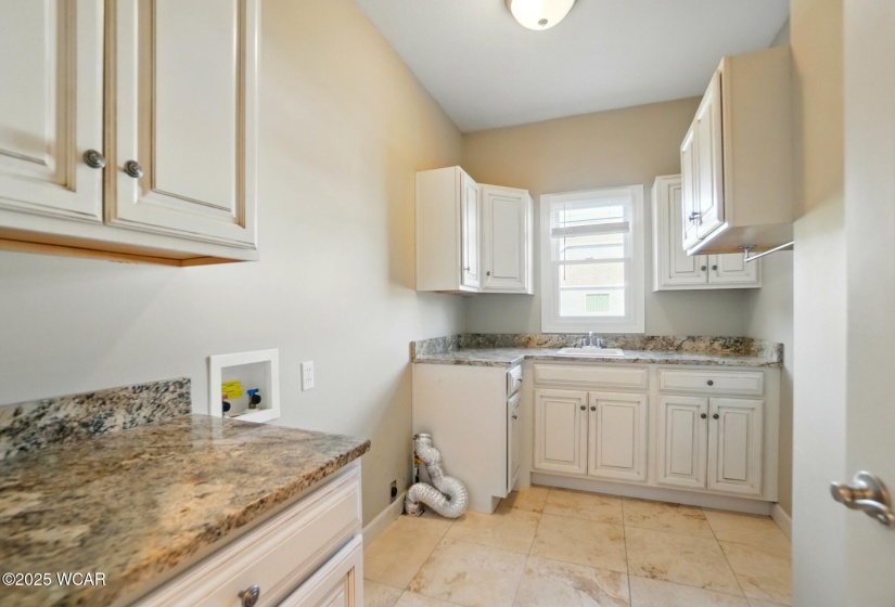4441 Indian Hill Drive, Lima, Ohio, 4 Bedrooms Bedrooms, ,4 BathroomsBathrooms,Residential,For Sale,Indian Hill,307086