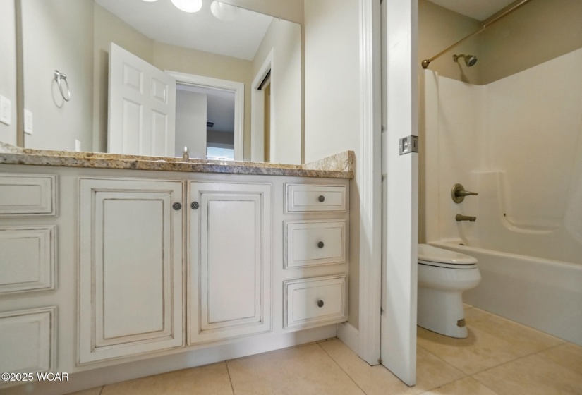 4441 Indian Hill Drive, Lima, Ohio, 4 Bedrooms Bedrooms, ,4 BathroomsBathrooms,Residential,For Sale,Indian Hill,307086