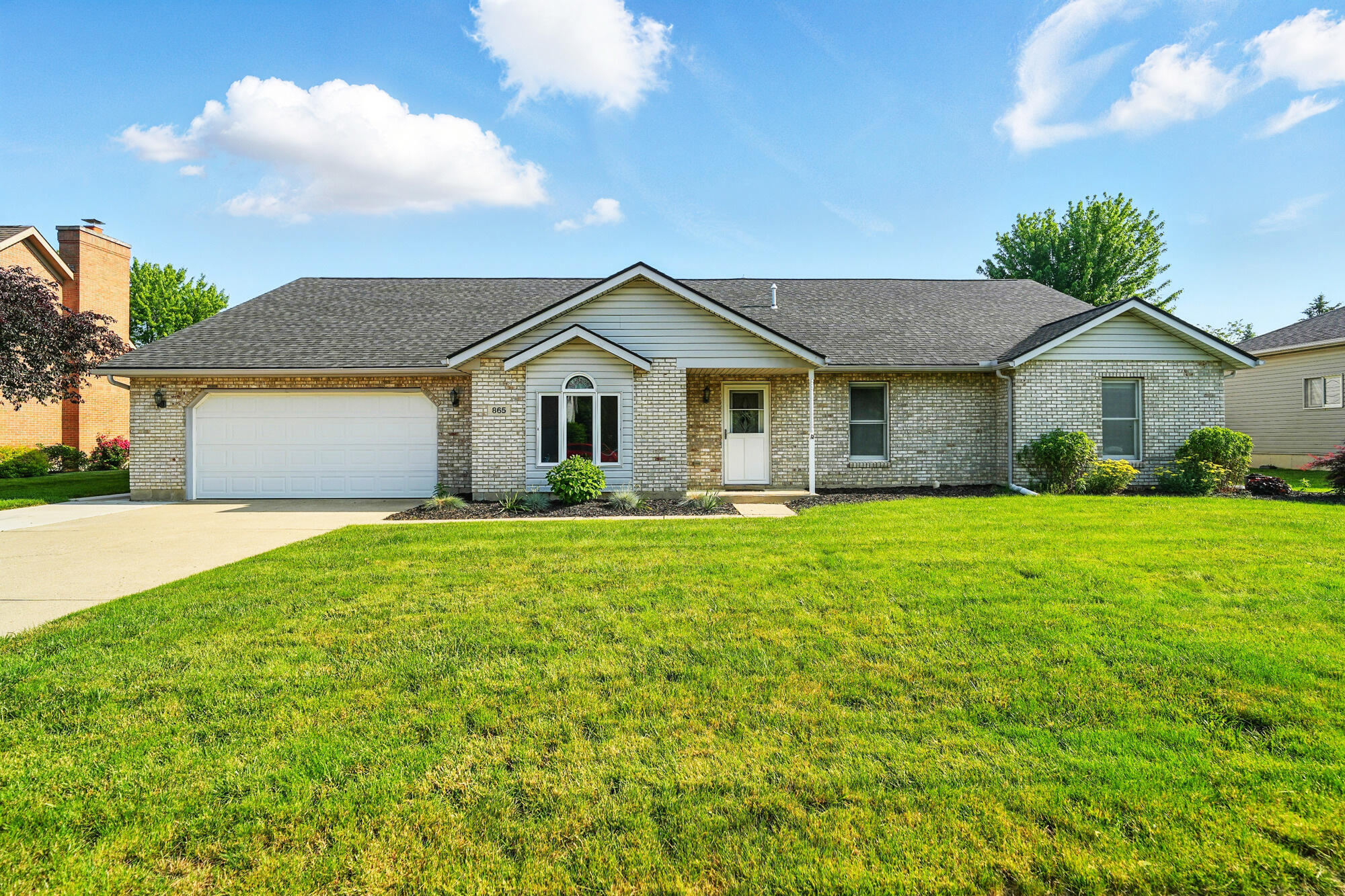 865 Copperfield Lane, Tipp City, Ohio 45371