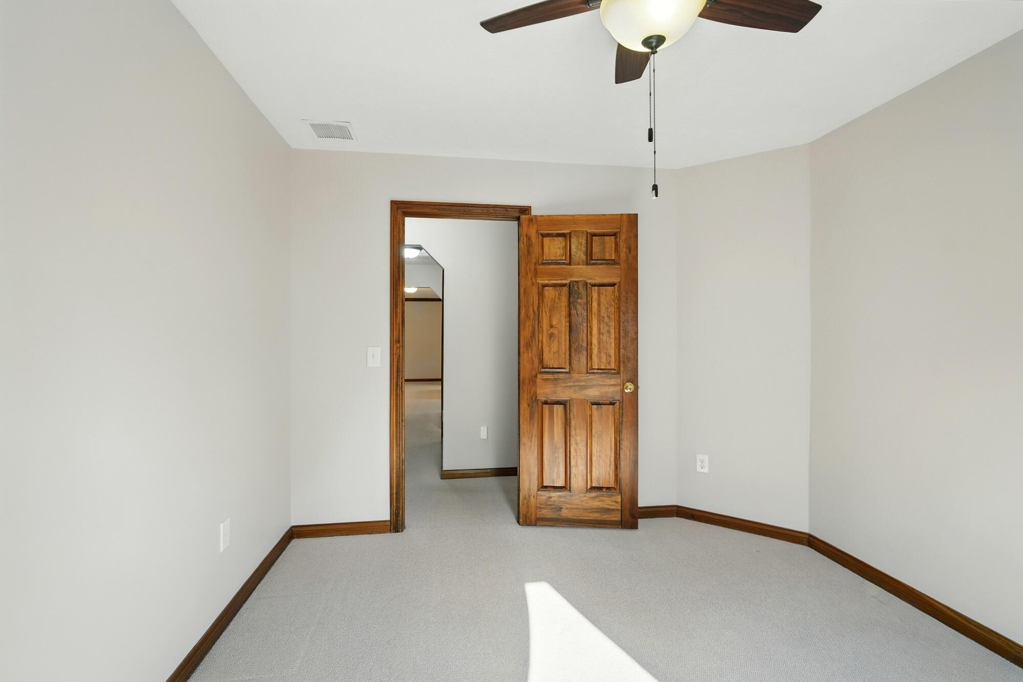 865 Copperfield Lane, Tipp City, Ohio 45371
