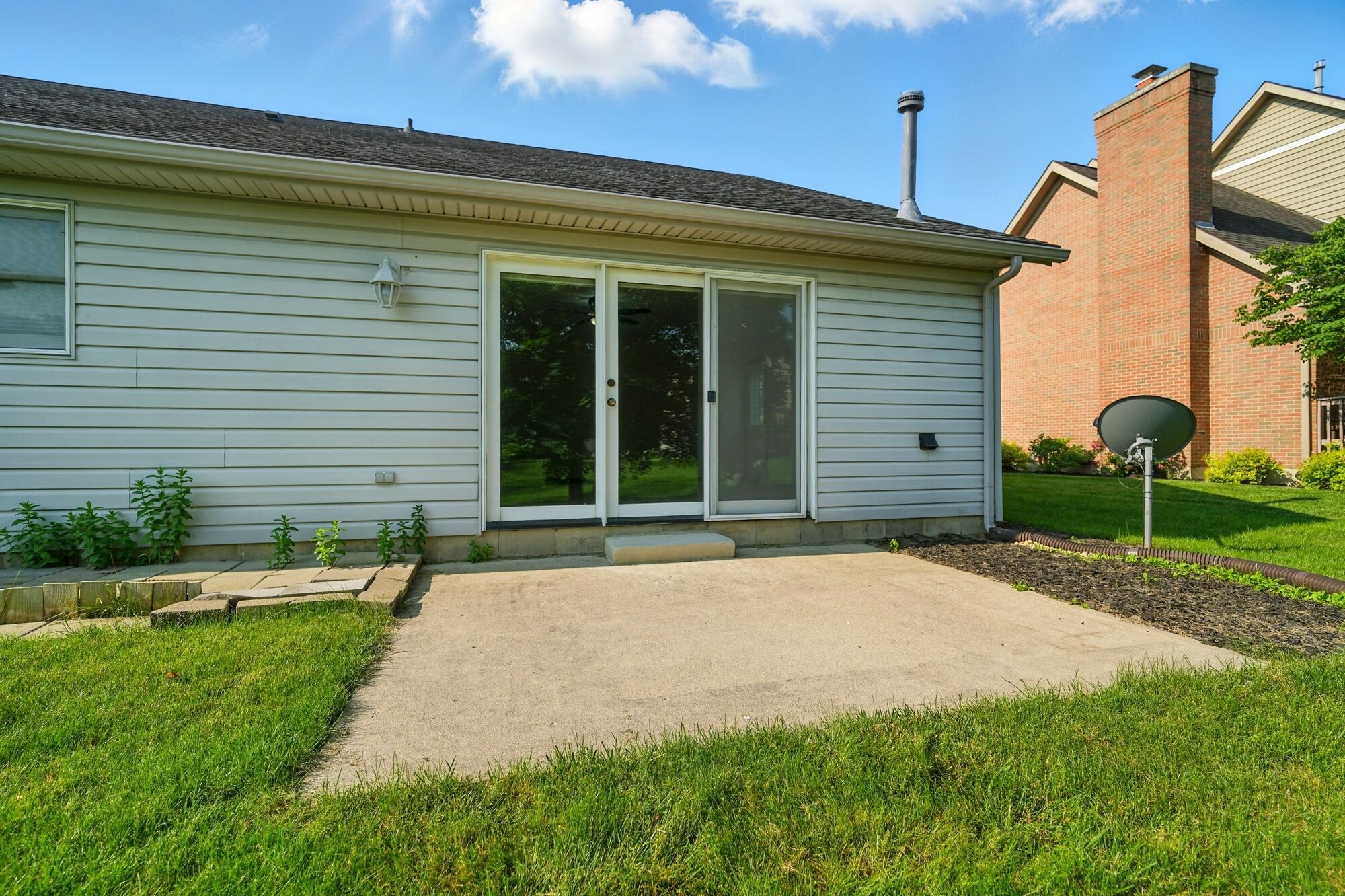 865 Copperfield Lane, Tipp City, Ohio 45371