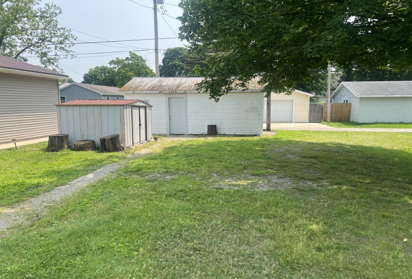Garage & Shed