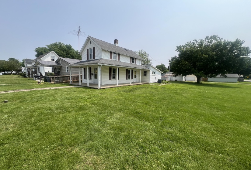 Double Lot Front South Side View