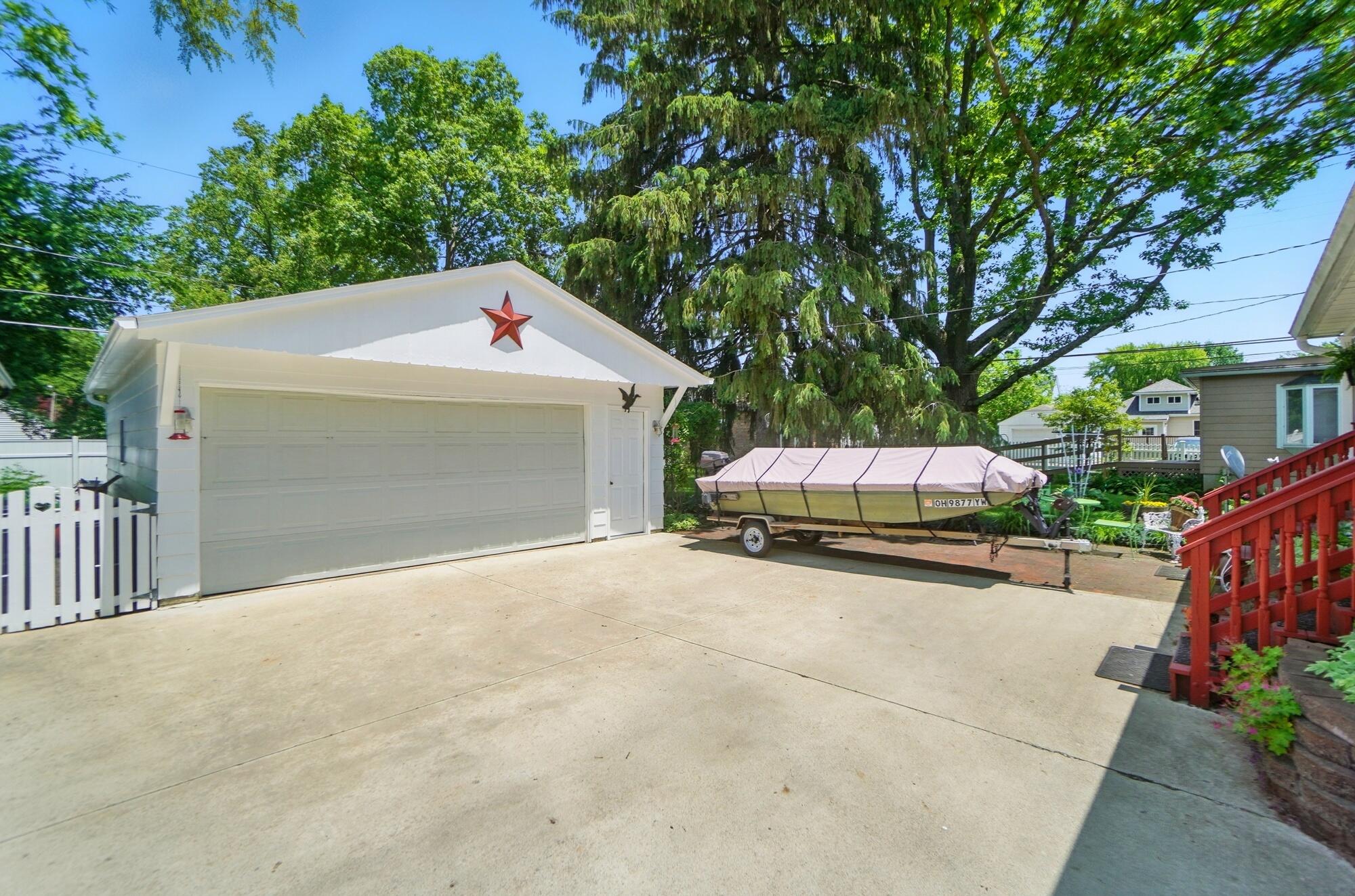 624 Snowhill Boulevard, Springfield, Ohio 45504