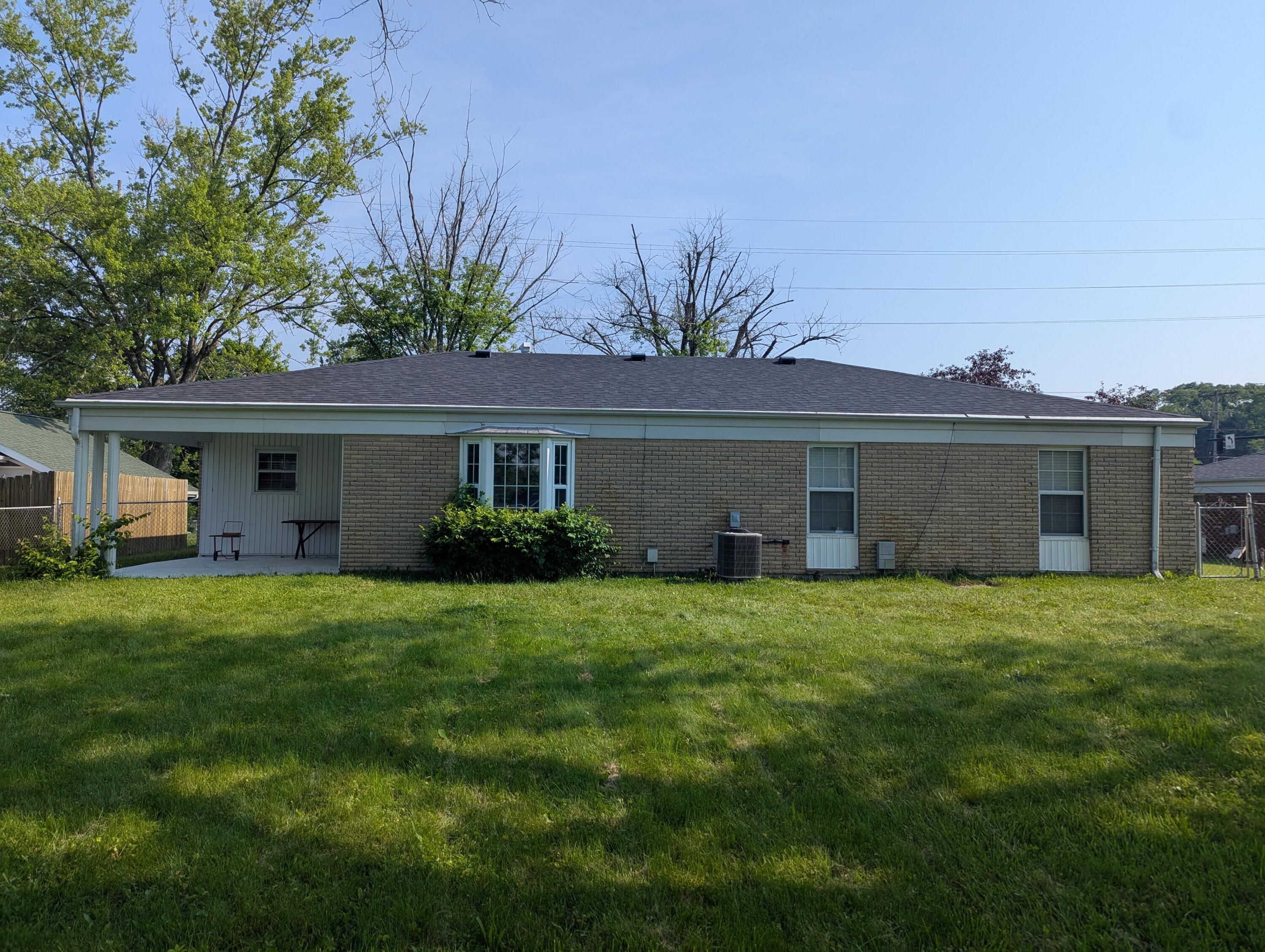 351 Villa Road, Springfield, Ohio 45503