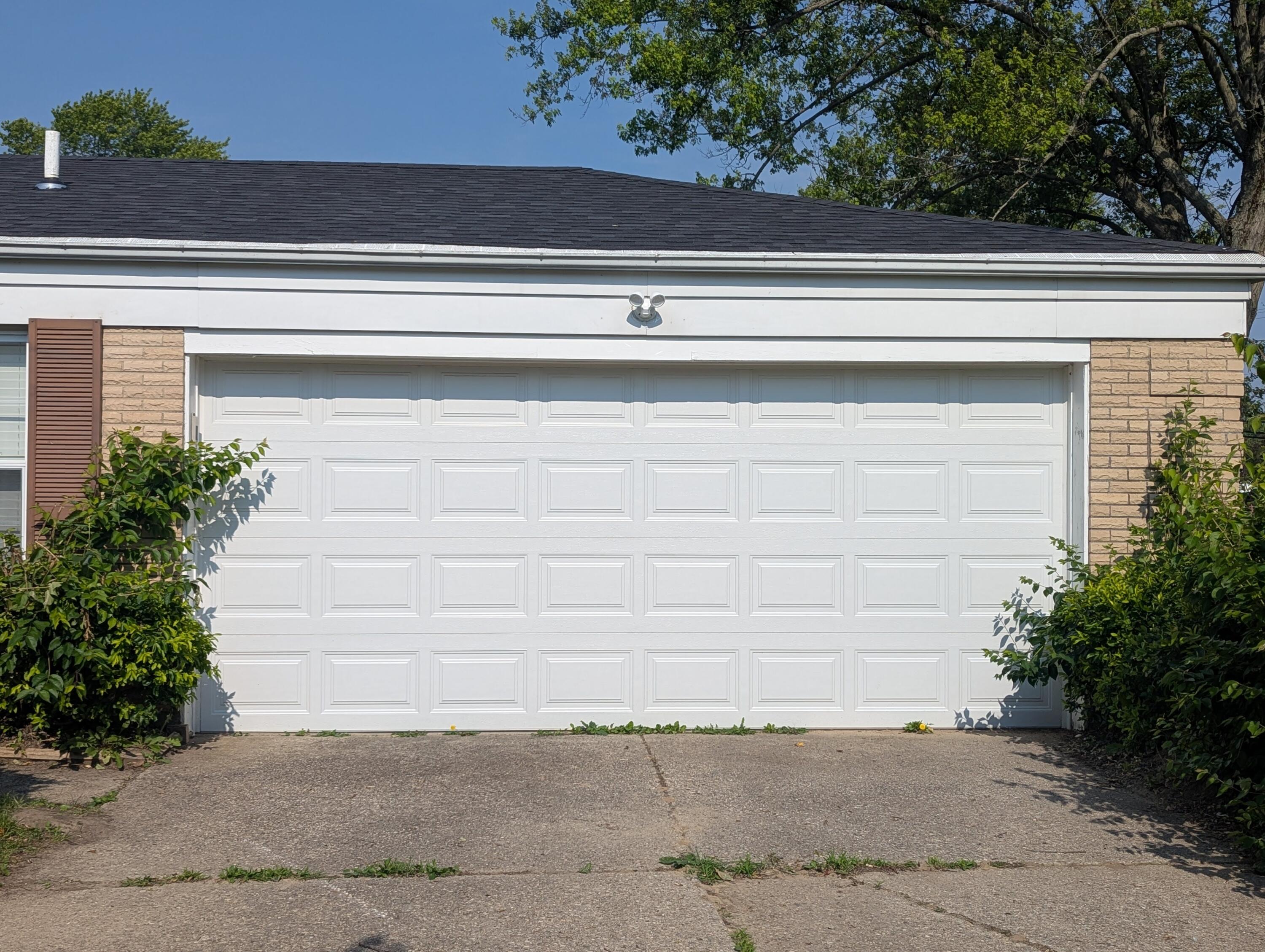 351 Villa Road, Springfield, Ohio 45503