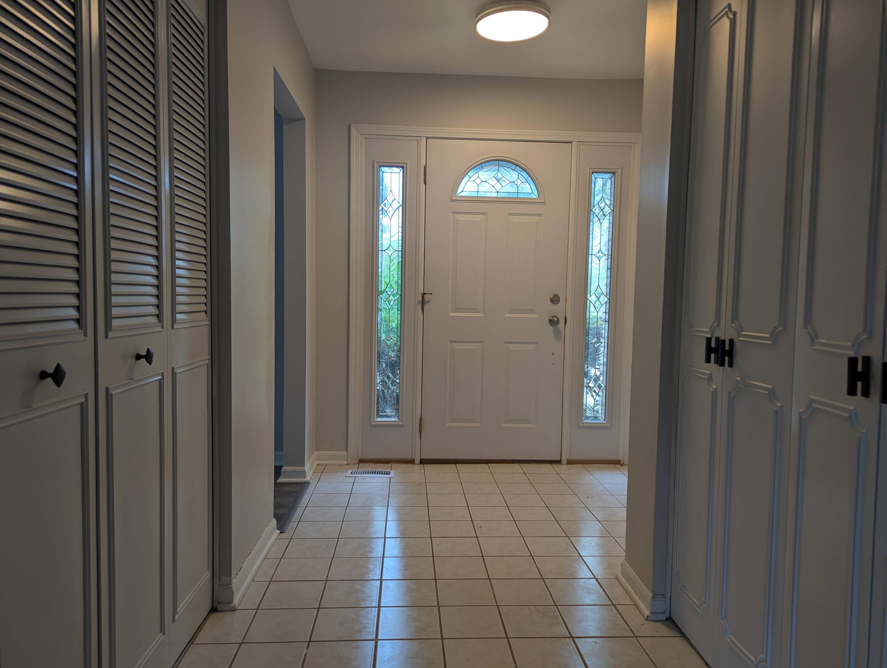 351 Villa Road, Springfield, Ohio 45503