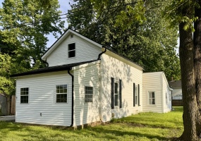 129 Clay Avenue, Urbana, Ohio 43078, 2 Bedrooms Bedrooms, ,1 BathroomBathrooms,Residential,For Sale,Clay,1039098
