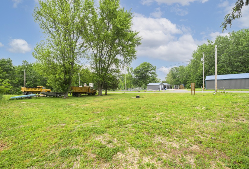 11595 Ash St ground-5