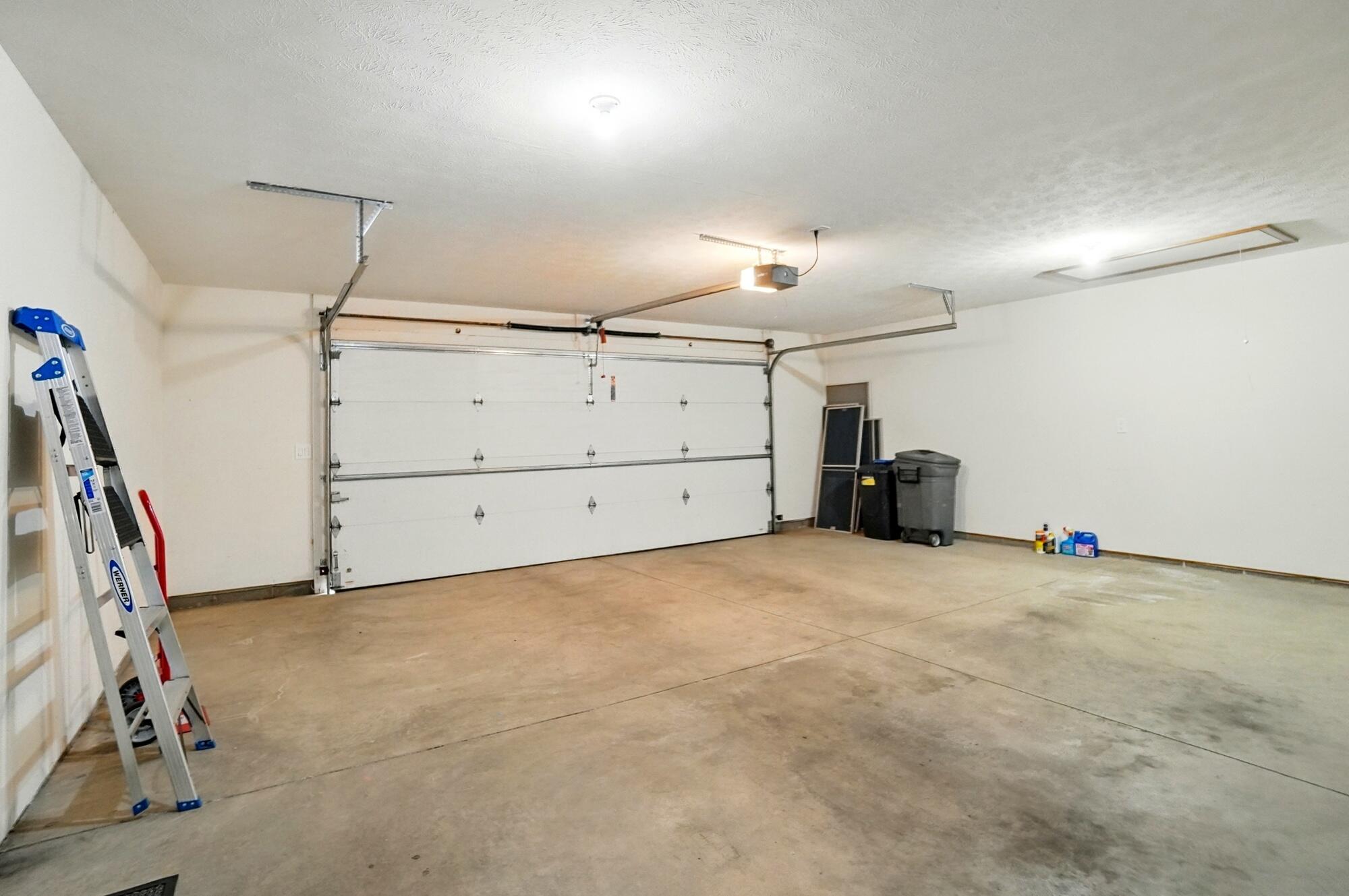 816 Brendle Trace, Springfield, Ohio 45503